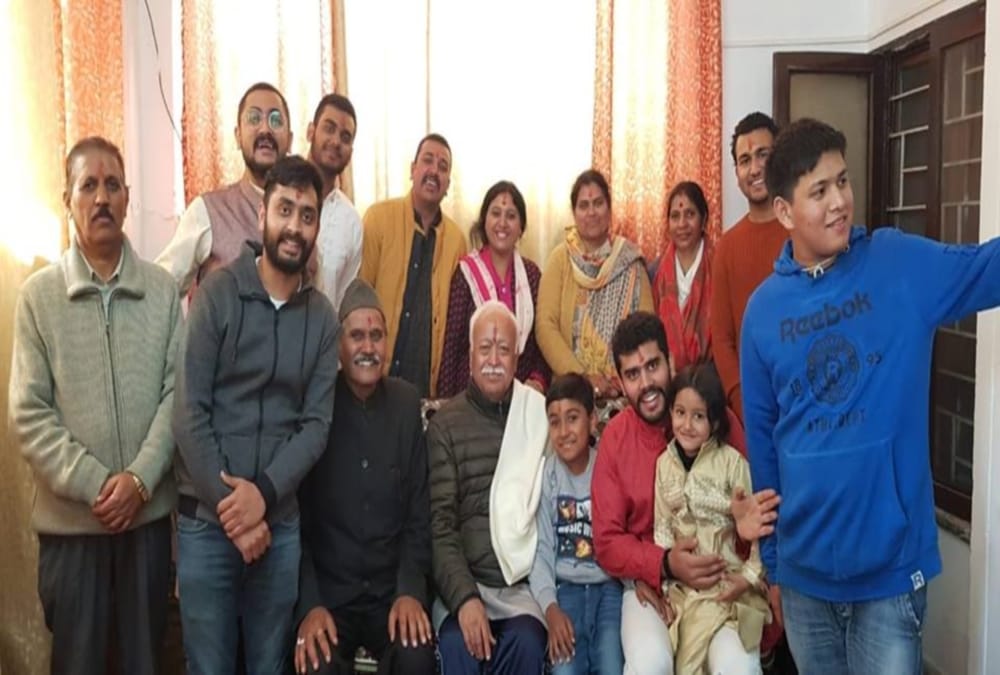 Mohan bhagwat says to all parents Manikarnika and uri film must see