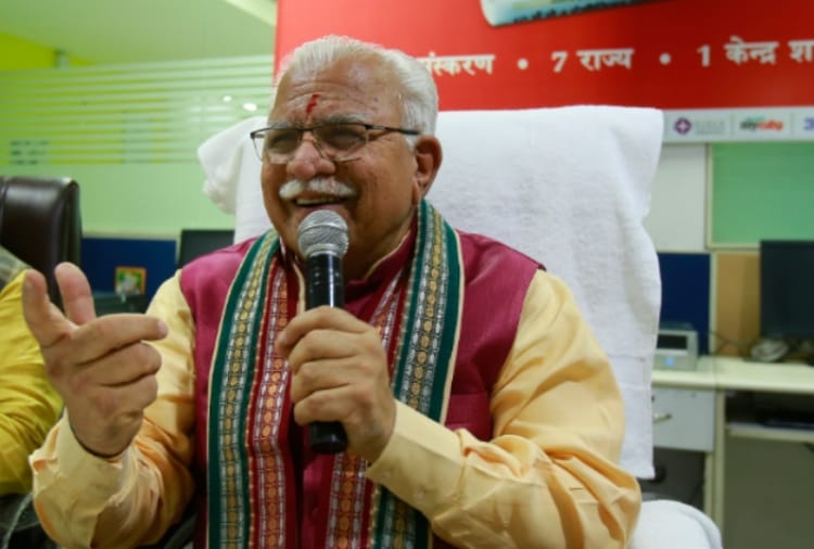 Haryana CM Manohar Lal targets on two former Chief Minister