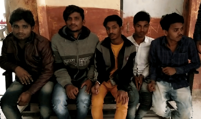 Maharashtra police came and arrested 5 accused in attempt to murder case from azamgarh
