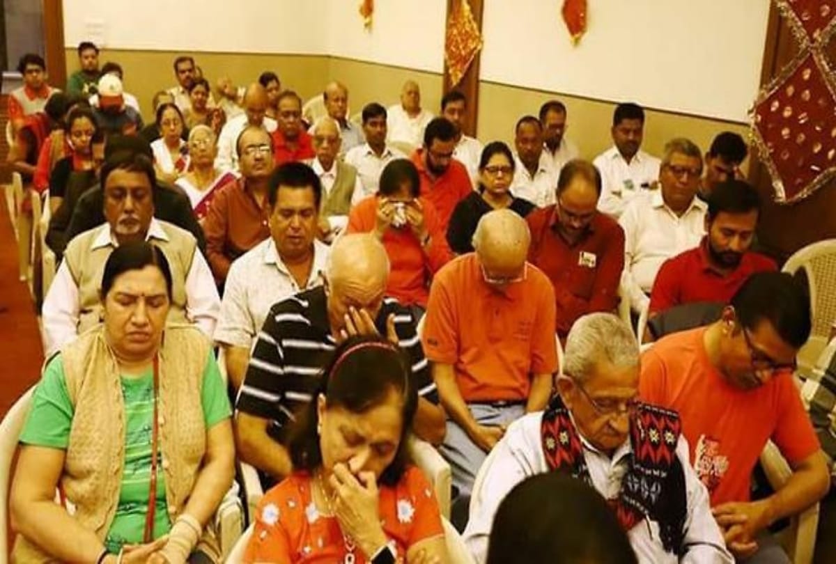 crying club in surat first indian crying club