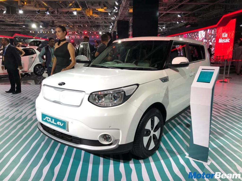 Hyundai Kia Soul EV runs 450 km in single charge