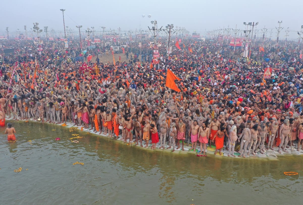PM modi and cabinet ministers will take dip in sangam Kumbh mela