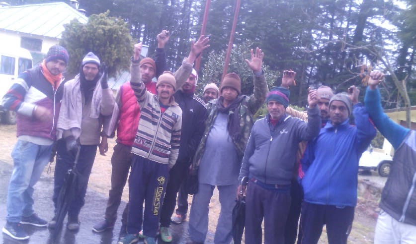 Villagers battling water crisis performed in court