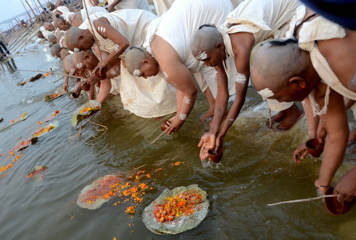 One thousand People Made Naga Sadhu Including 100 Sadhvi in Kumbh Mela Prayagraj