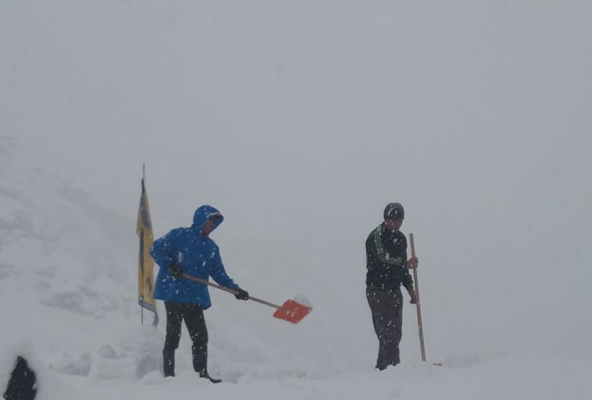heavy snowfall in himachal pradesh lahaul spiti chamba kullu shimla