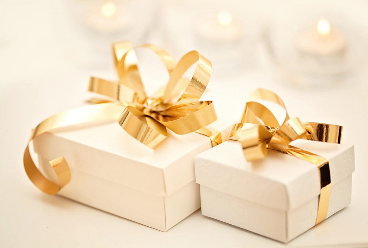 Valentine Day 2022 After Marriage Couple First Valentines Day Celebration Tips