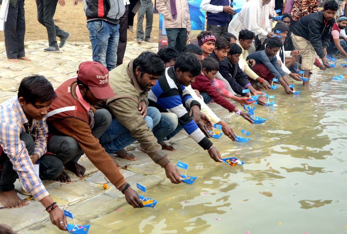 Amar Ujala And Sipala Nikotex Special Activity In Kumbh Mela Leave Tobacco And Live Long