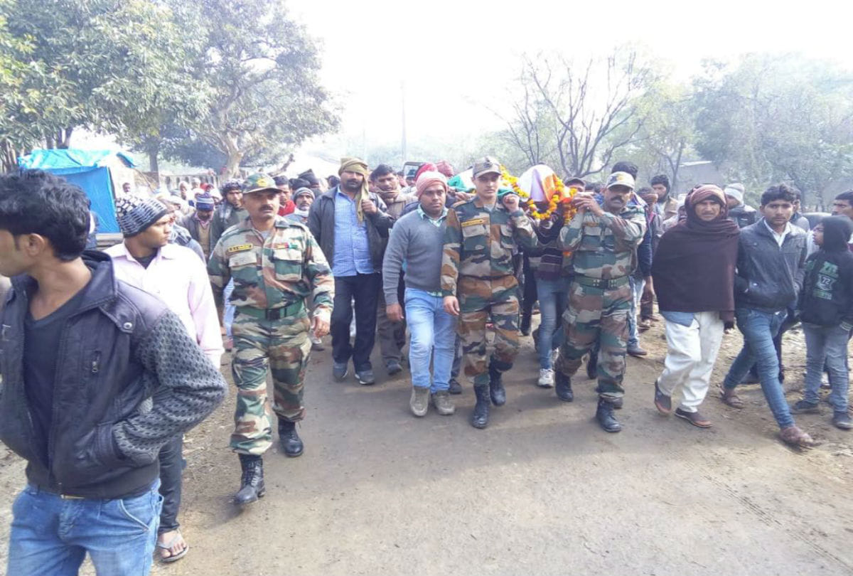 etah army jawan death from cancer