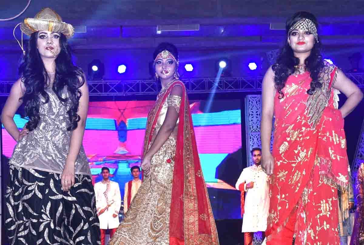 models ramp walk in college festival