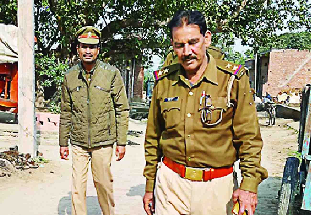 girlfriend boyfriend found in field and after some time girl dead