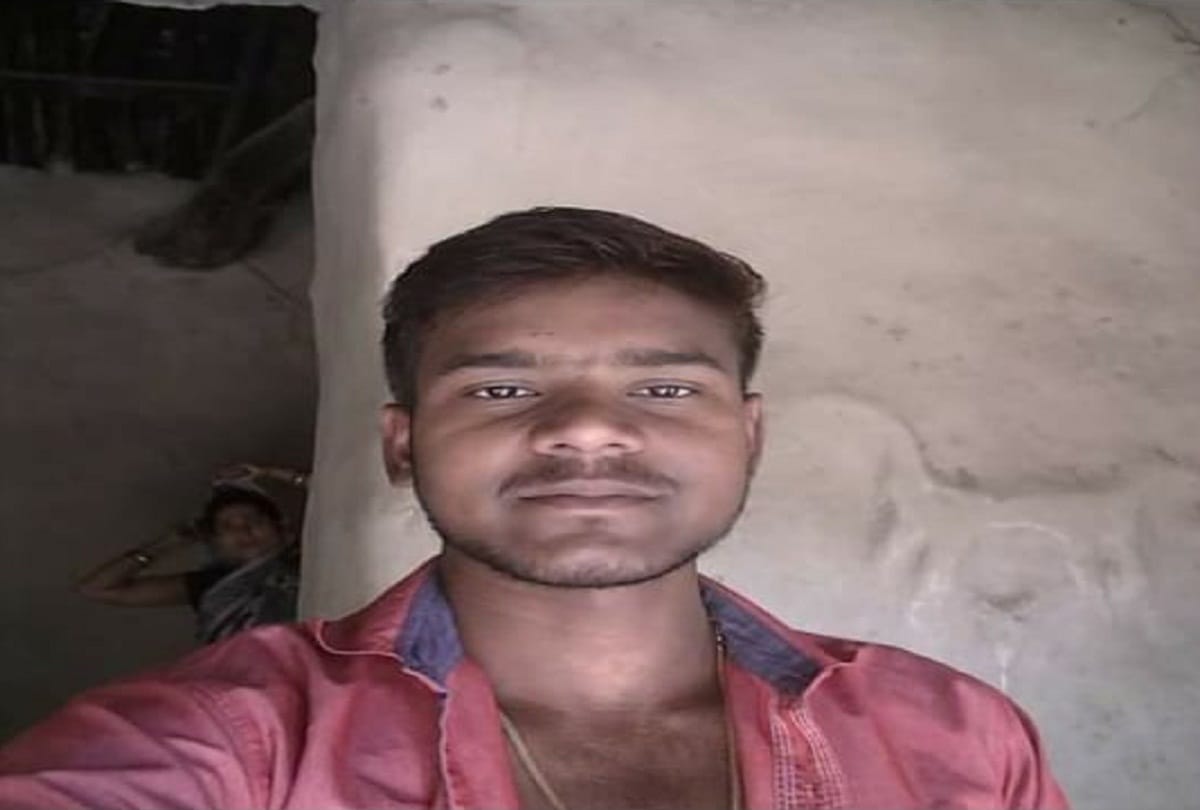 Death of man due to fall celestial electricity in gorakhpur