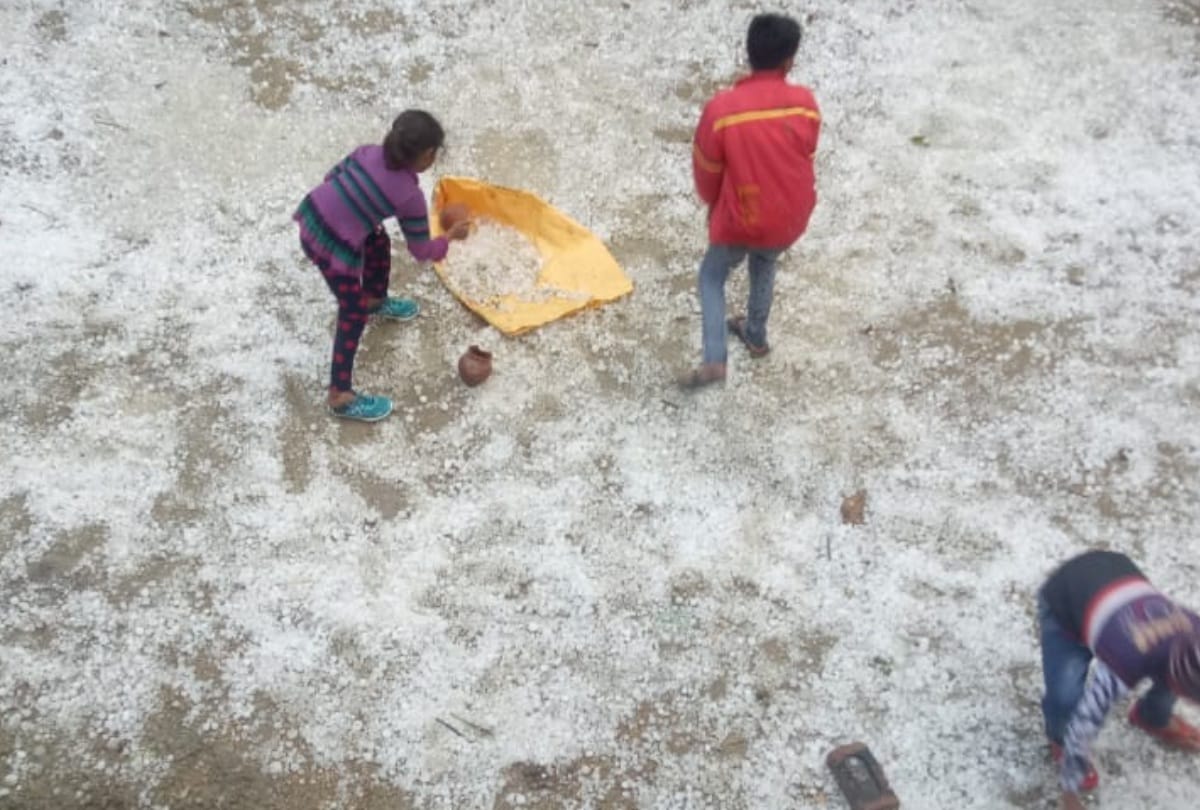 rainfall and Hailstorm in Delhi-NCR Several flights diverted from IGI Airport