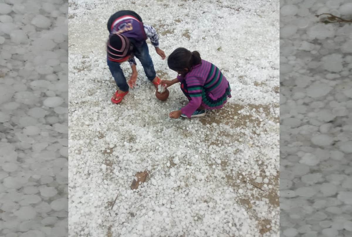 hailstorm and rain lashes out in delhi many homes destructed aftermath is huge