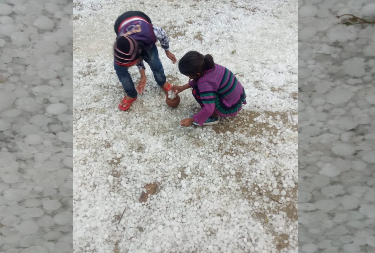 hailstorm and rain lashes out in delhi many homes destructed aftermath is huge