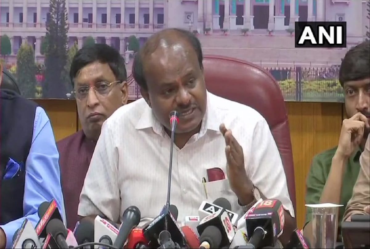 hd kumaraswamy attacks pm modi operation lotus congress jds alliance govt in danger bjp yeddyurappa
