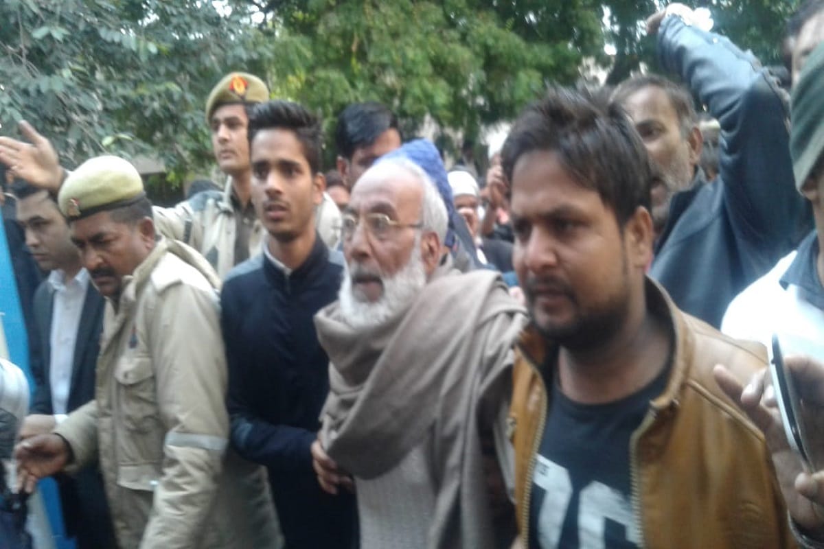 Muzaffarnagar Kawal kand ruckus of the families of the accused on the court verdict