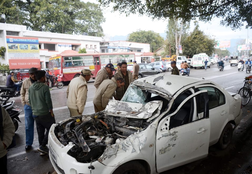 Horrible car and bus accident only son dead in haldwani photos