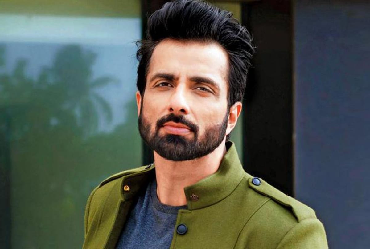Sonu Sood will play arjun role in Kannada Mahabharata in 3D