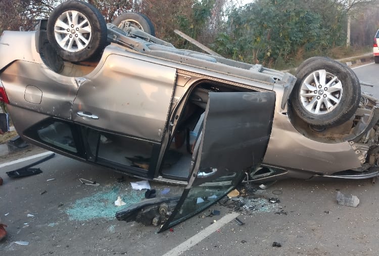 two people killed in separate road accidents in punjab