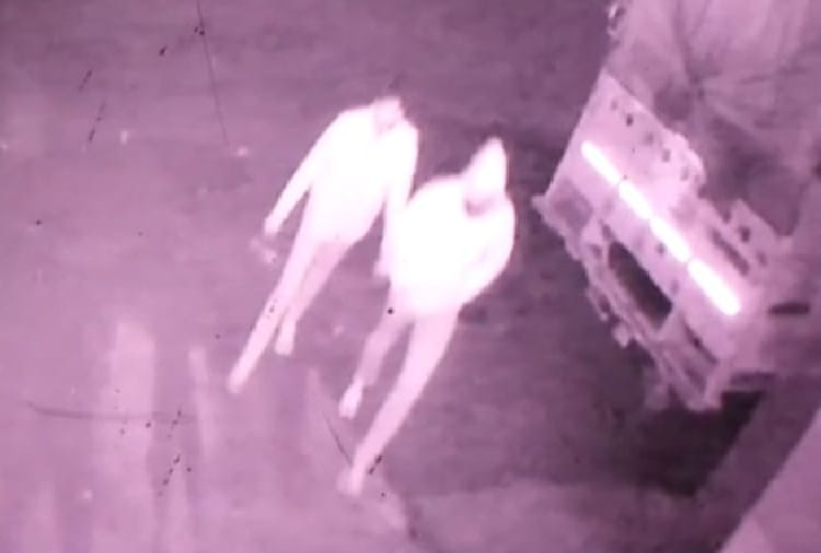 25.15 lakh cash looted in Wine Godown in sonipat