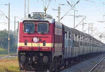 Kanpur-Lucknow railroad news