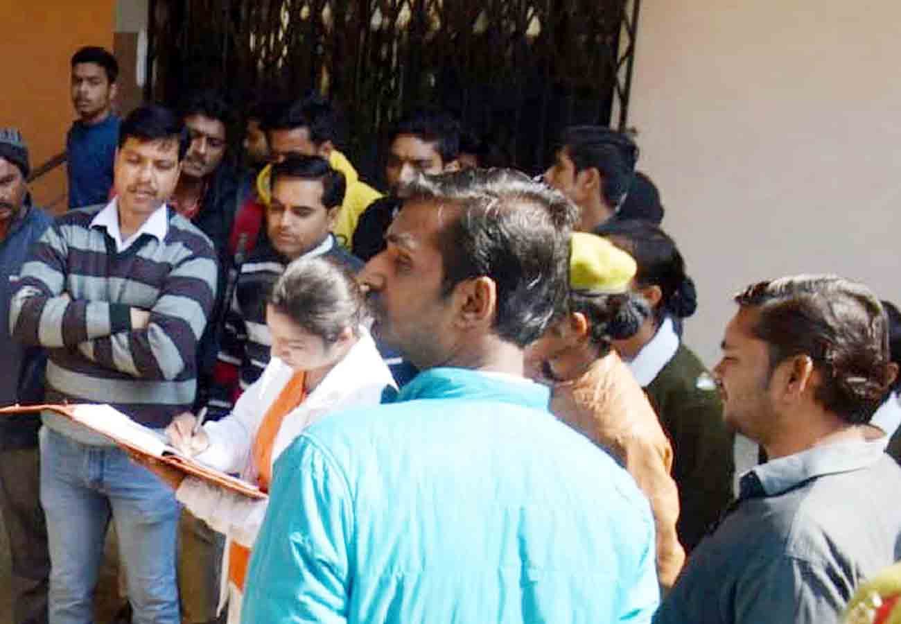 family refused love marriage with lover so girl committed suicide when