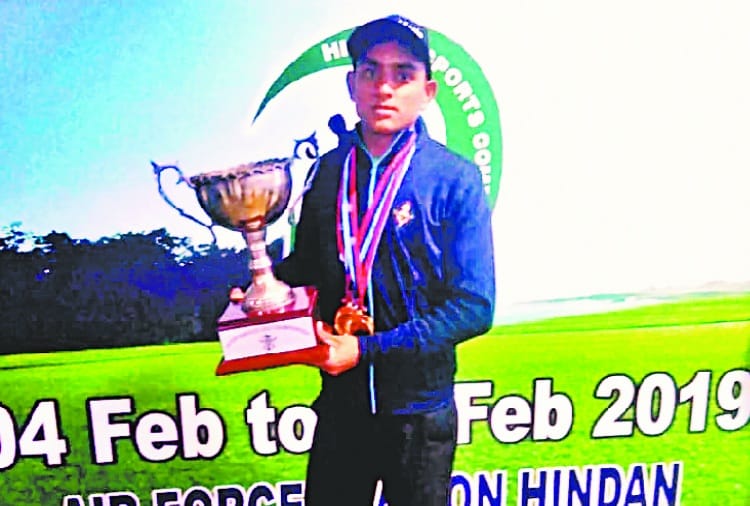 Professional golfer Amrit Lal Success Story