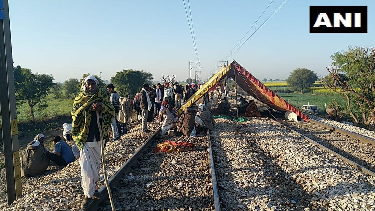 jaipur track halted due to gurjar movement, 22 trains cancelled