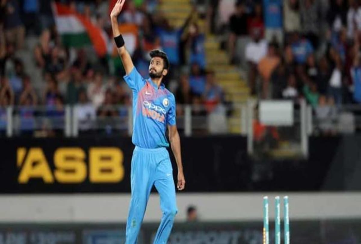 New Zealand vs India: Rohit Sharma’s inputs helped us bowl better in second T20I says Khaleel Ahmed