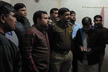 25.15 lakh cash looted in Wine Godown in sonipat