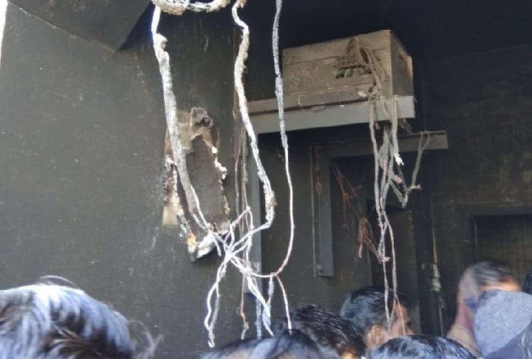 mother with 2 daughters burnt alive at midnight in hisar