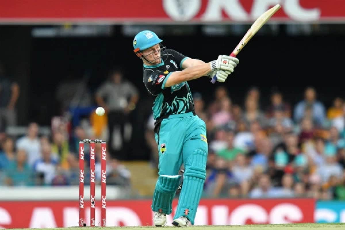 ben cutting and max bryant hits 13 sixes and 10 fours against melbourne stars in BBL