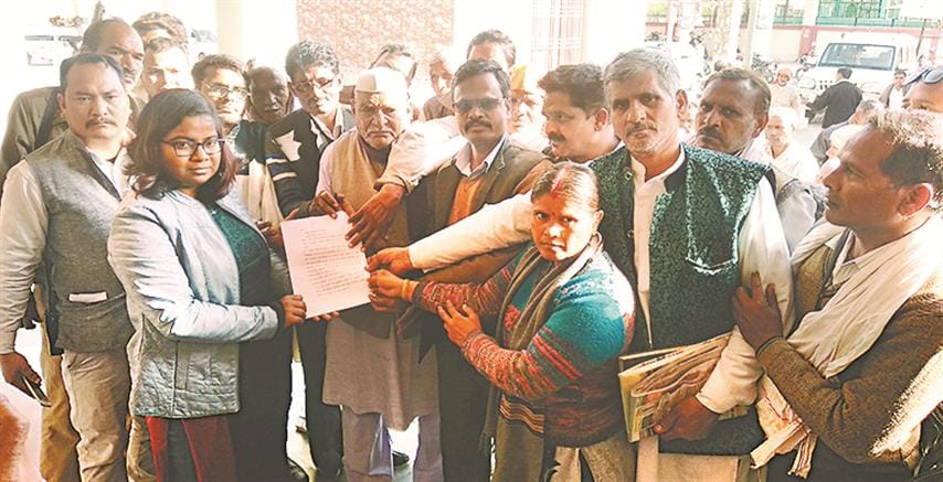 Demonstration of caste certificate for caste certificate