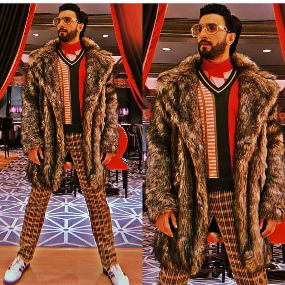 Ranveer Singh shares a picture and Arjun Kapoor comment Narangi Mausambi Wala then fans trolled