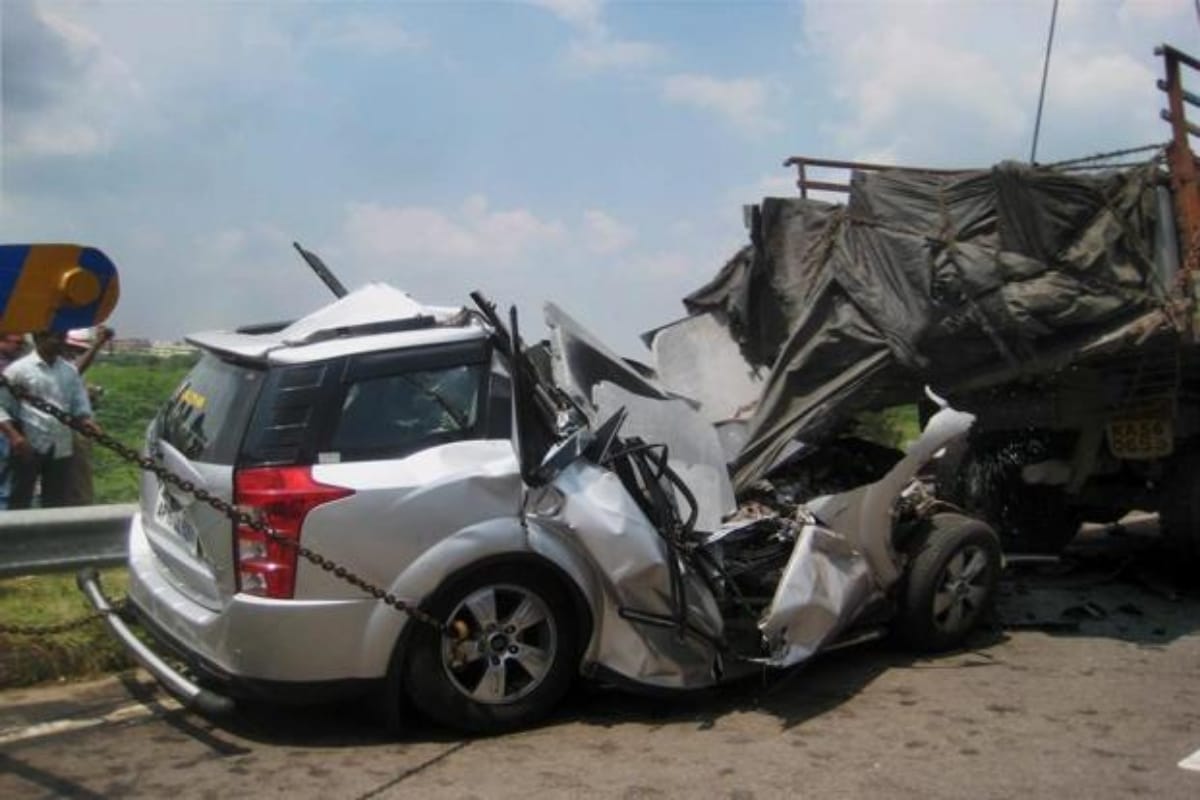 Bihar: 7 people dead and 8 injured in a collision between a truck and a pick-up van in Siwan