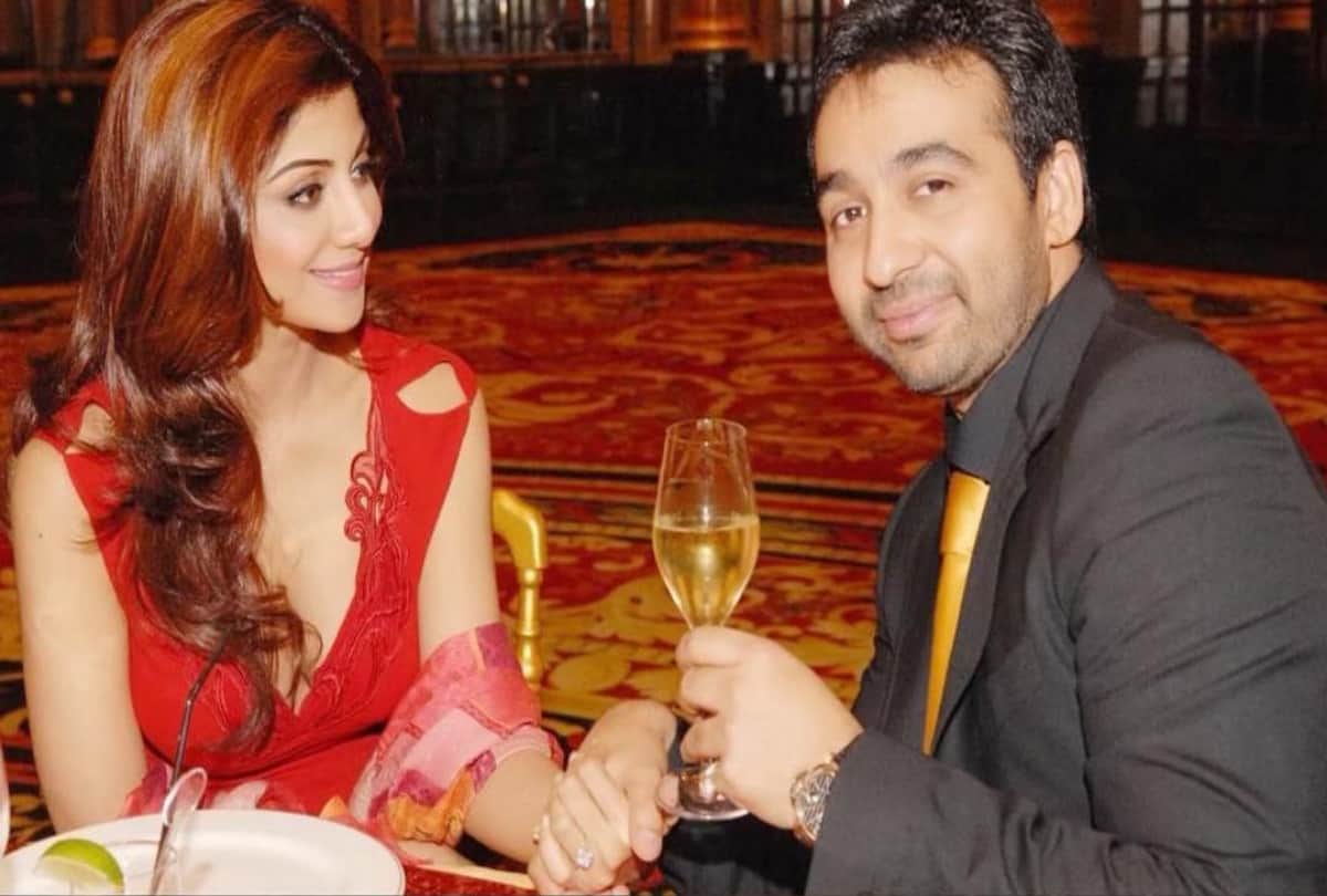 Shilpa Shetty shared throwback photo with Raj Kundra in Valentine Week on Propose Day