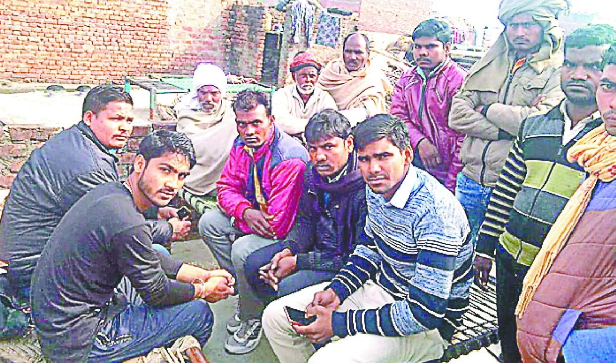Two villagers die from poisonous liquor