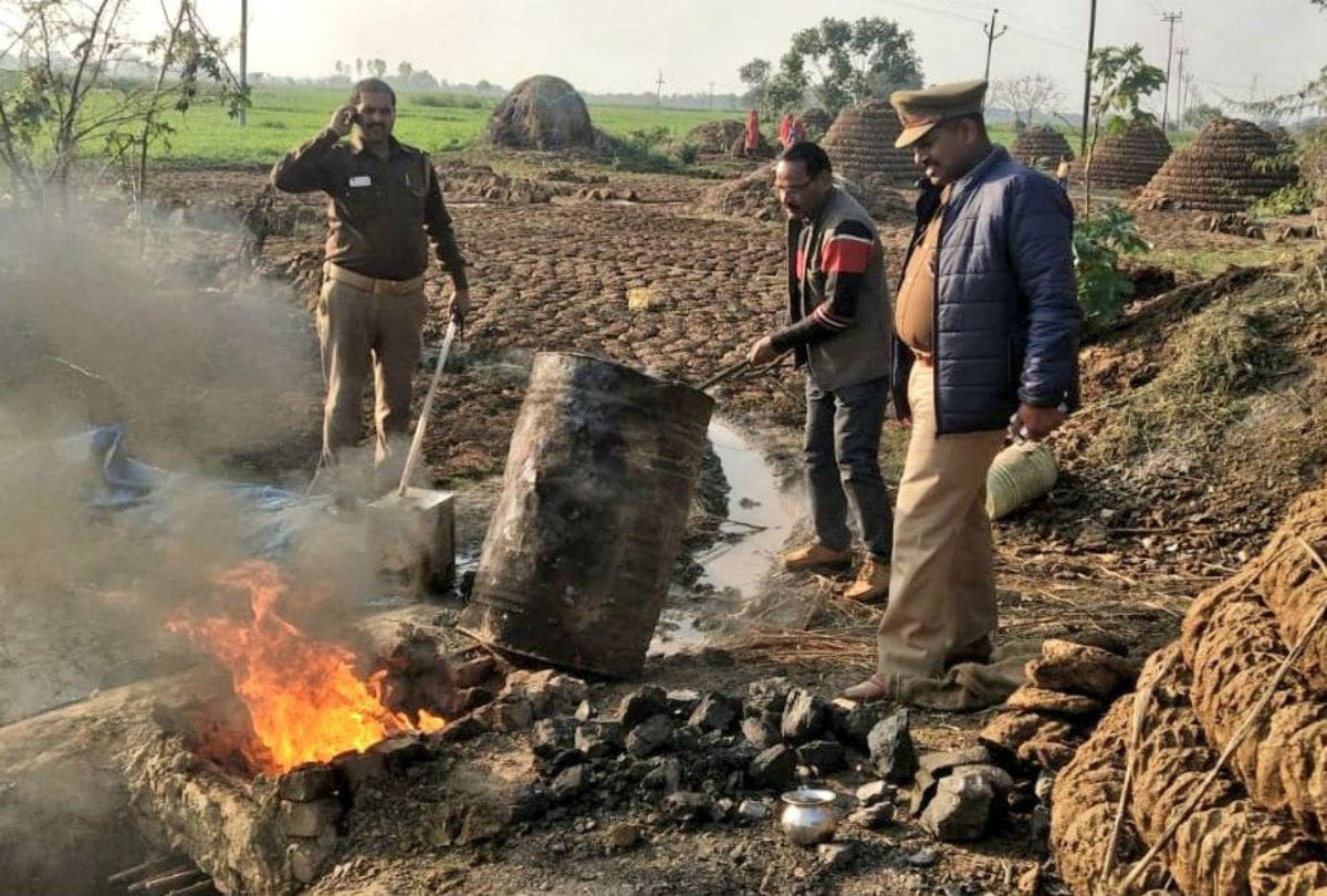 police raid at illicit liquor production factory in etah