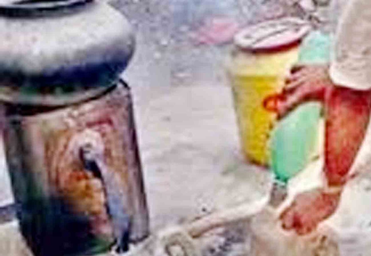Illegal liquor trading continues in kannauj