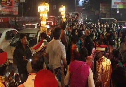 riot in wedding in hardoi, Two people injured