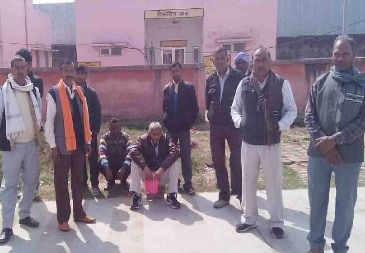 road accident in hardoi, one people died and three injured
