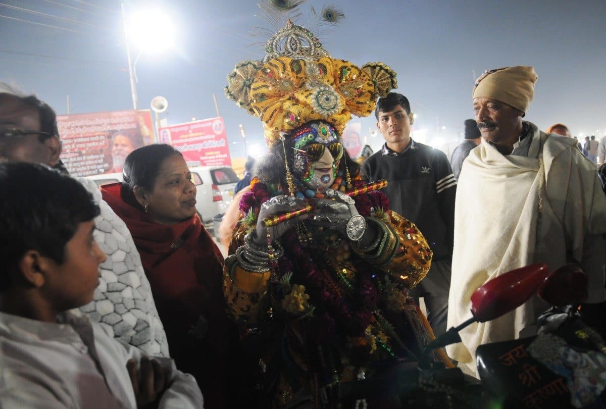 Unique Baba in Kumbh Mela 2019 Drive glasses and flute in hand