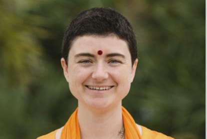 After contact of sai maa many foreigners left their jobs and become saint in kumbh mela