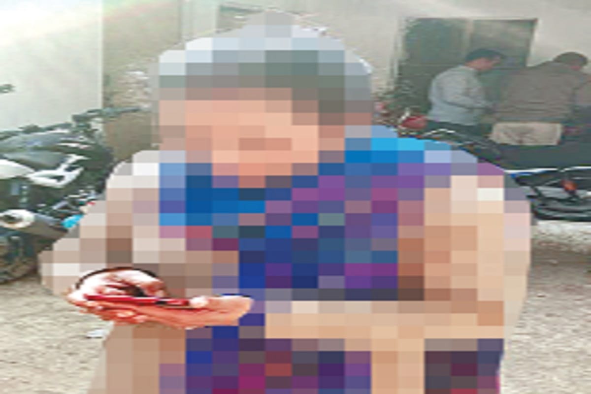 Meerut, Wrong business in beauty parlor, and female made husband's video