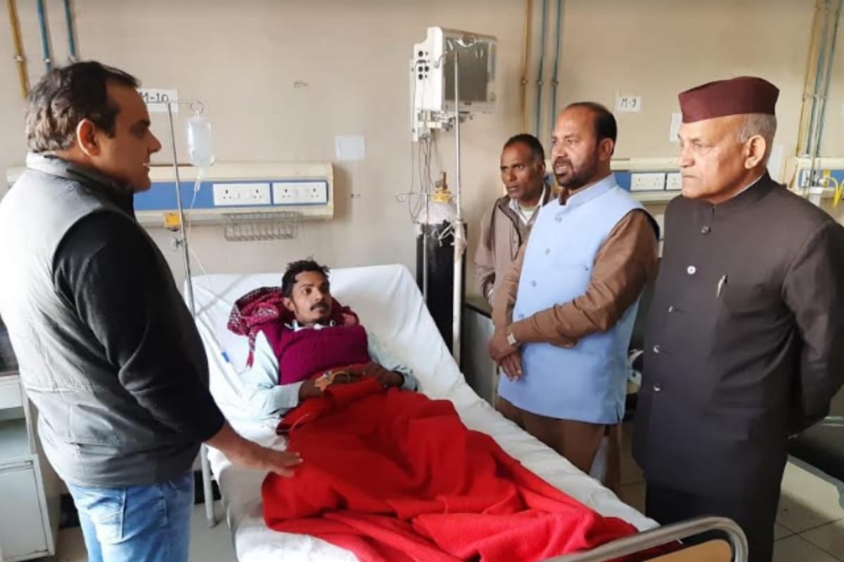 Opposition demands compensation of fifty lakh to the victims of liquor case in saharanpur