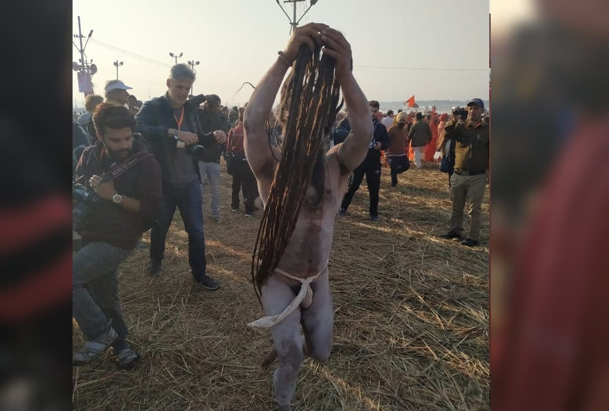 Naga Sadhu photo in shahi snan at Prayagraj Kumbh Mela 2019