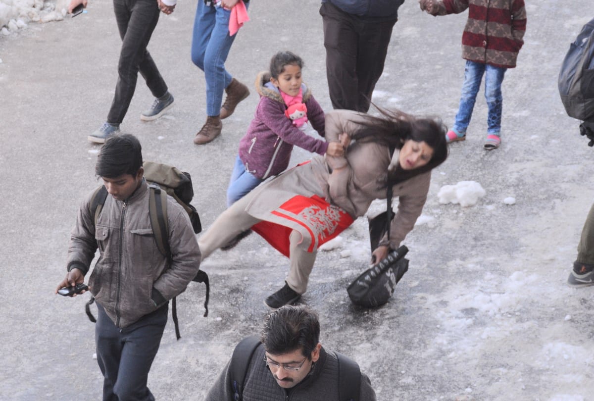 Slipping and Sliding On Snow In Shimla and Manali