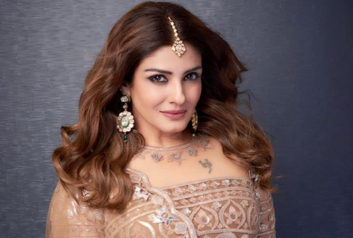raveena tandon host baby shower her daughter chhaya