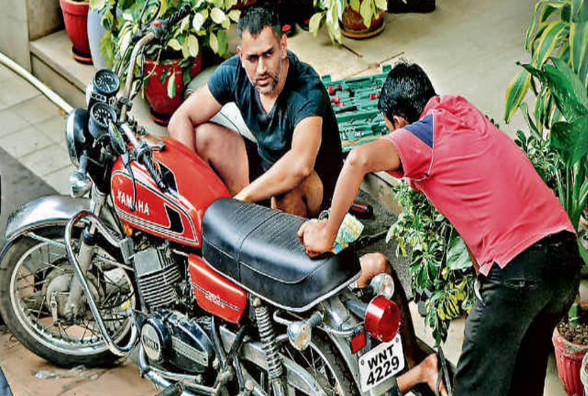 Here is the vintage collection of mahendra singh dhoni bike