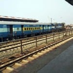 कासगंज रेलवे स्टेशन पर खड़ी ट्रेन